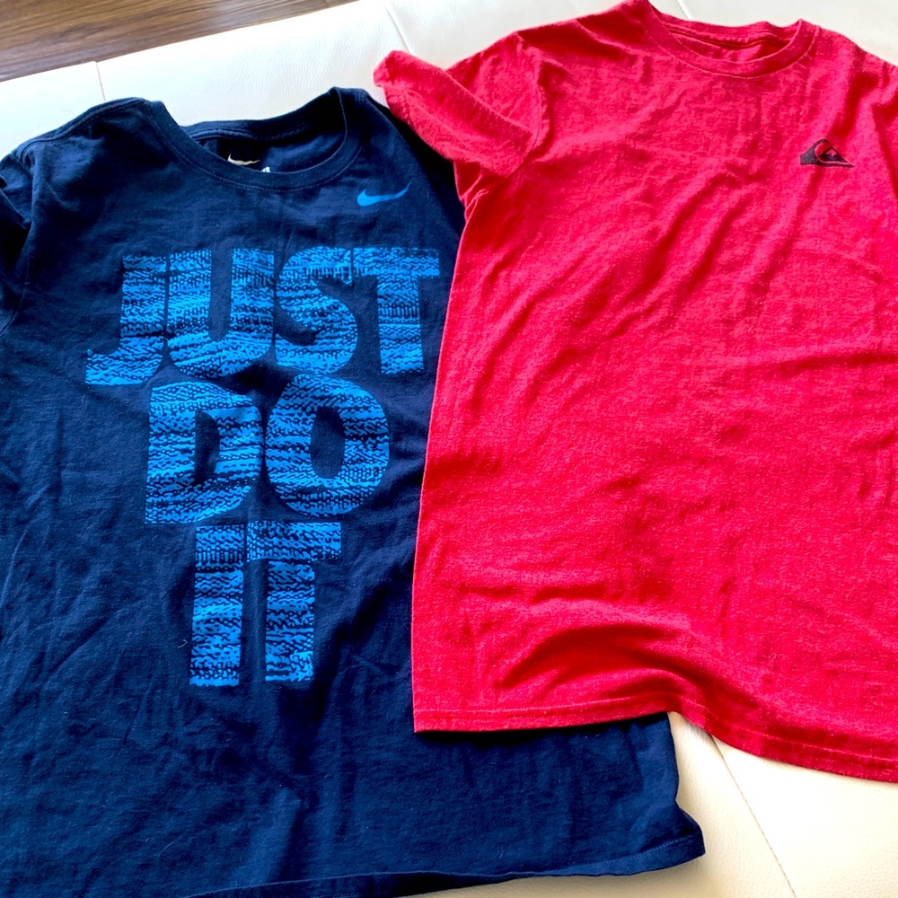 2 children’s t-shirts